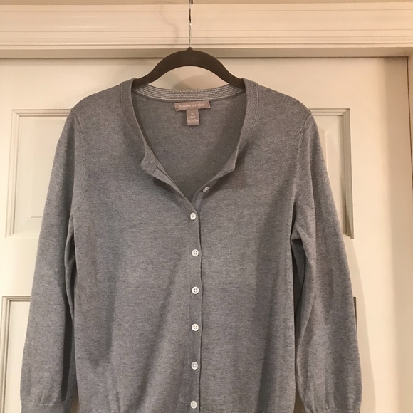Banana Republic Sweaters - Grey Banana Republic Cardigan Banana Republic Sweaters - Grey Banana Republic Cardigan